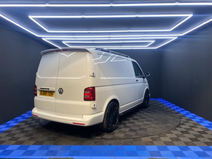 2025 Volkswagen Transporter