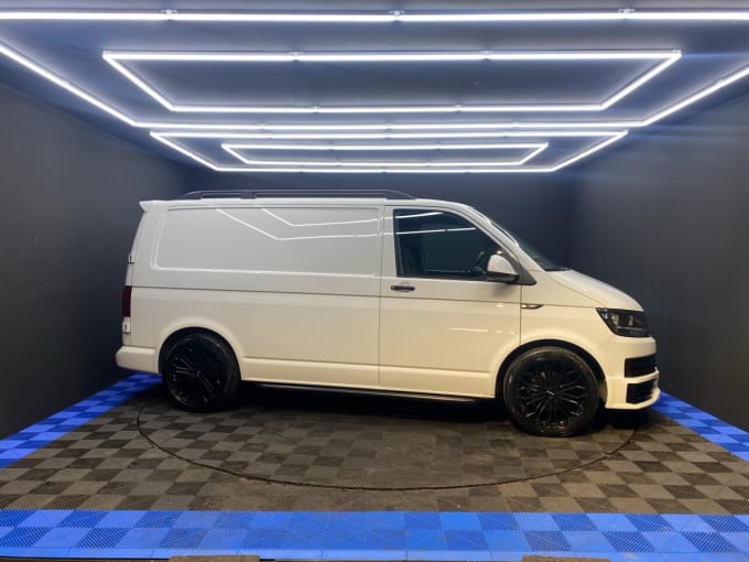 2025 Volkswagen Transporter