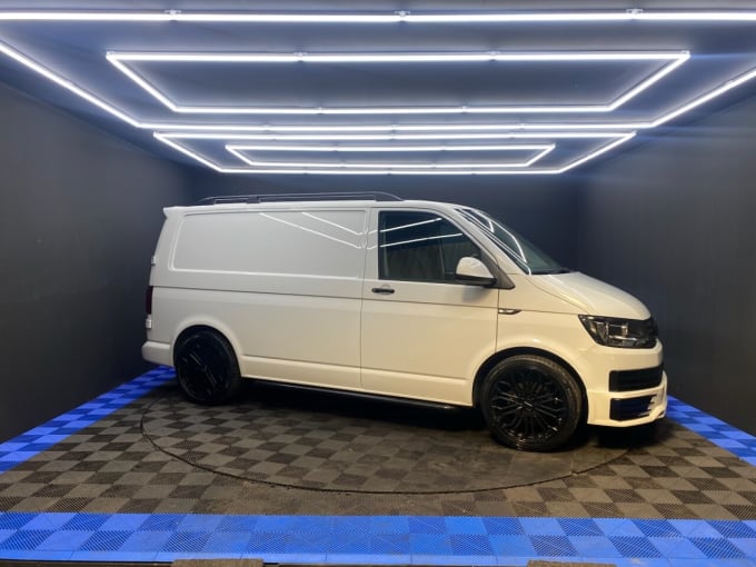 2025 Volkswagen Transporter