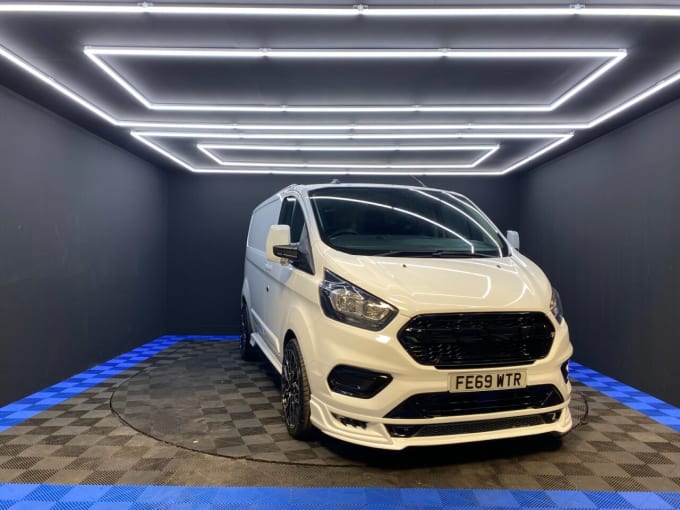 2025 Ford Transit Custom