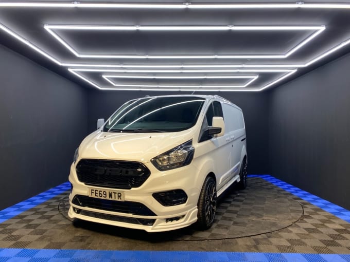 2025 Ford Transit Custom