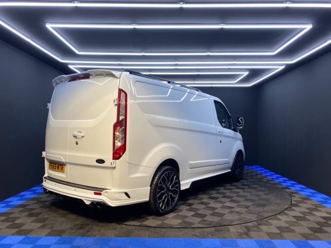 2025 Ford Transit Custom