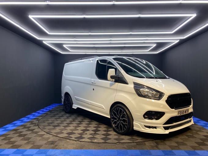 2025 Ford Transit Custom