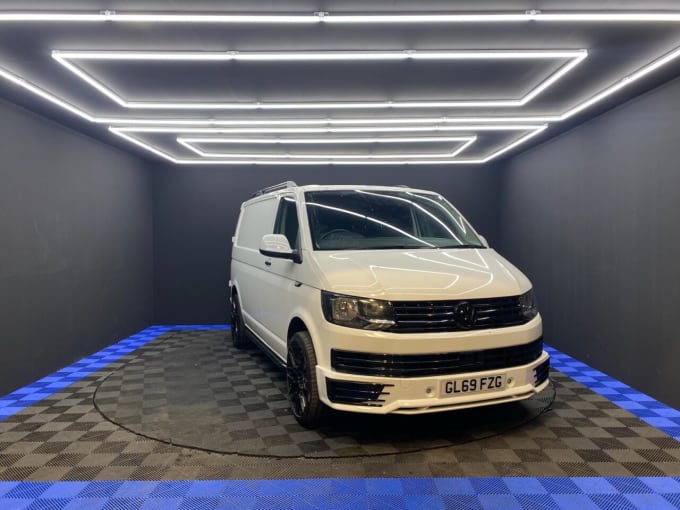 2025 Volkswagen Transporter