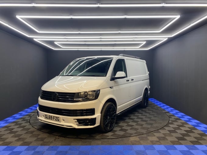 2025 Volkswagen Transporter
