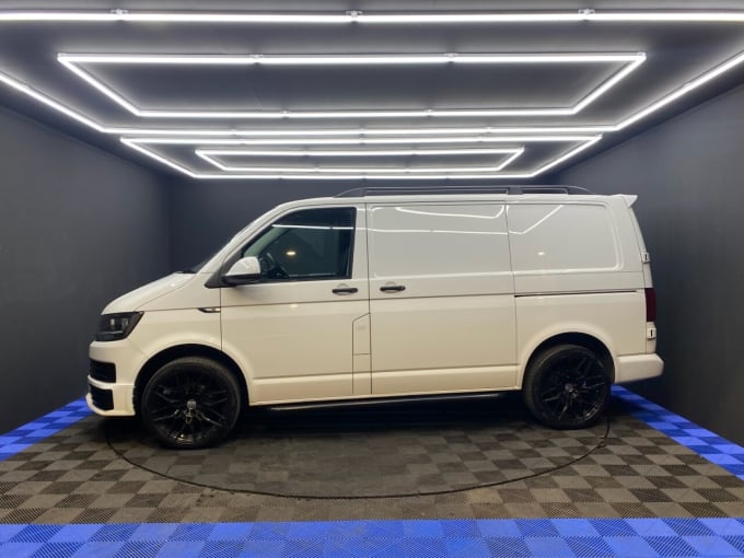 2025 Volkswagen Transporter