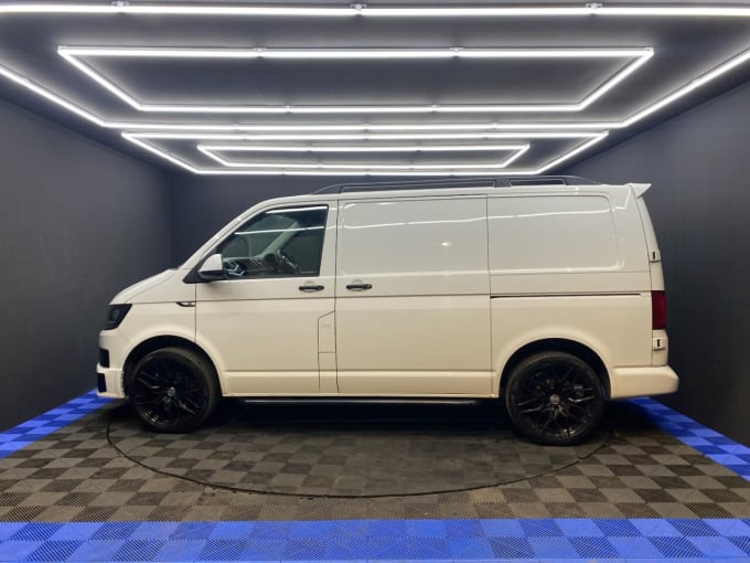 2025 Volkswagen Transporter