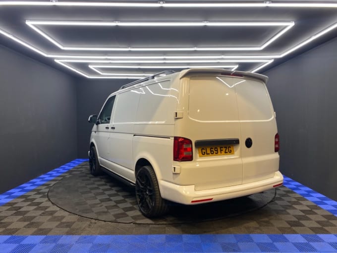 2025 Volkswagen Transporter