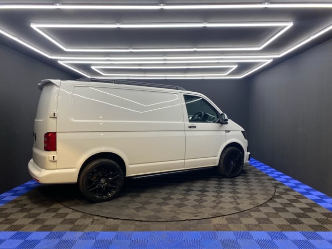 2025 Volkswagen Transporter