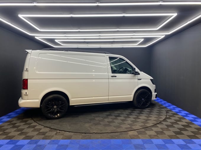 2025 Volkswagen Transporter