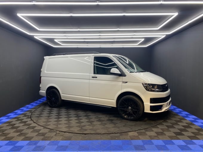 2025 Volkswagen Transporter
