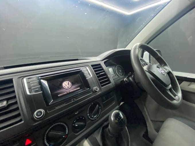 2025 Volkswagen Transporter
