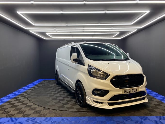 2025 Ford Transit Custom