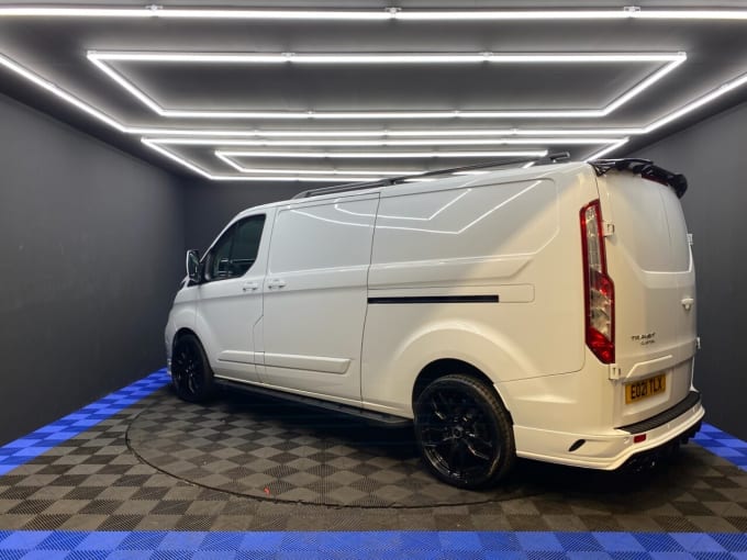 2025 Ford Transit Custom