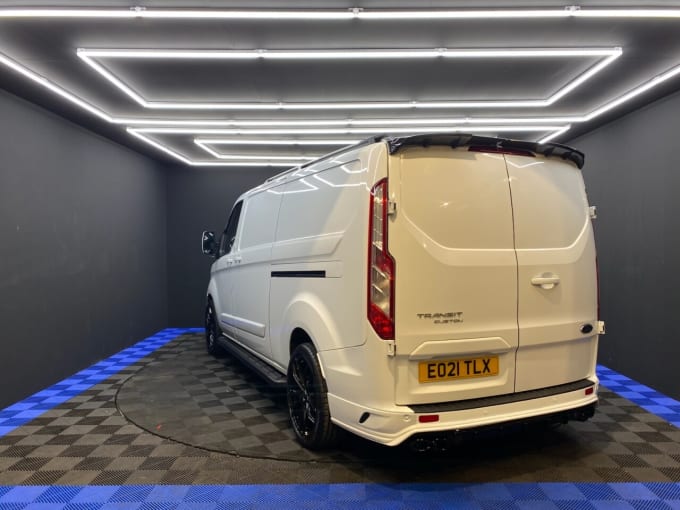 2025 Ford Transit Custom