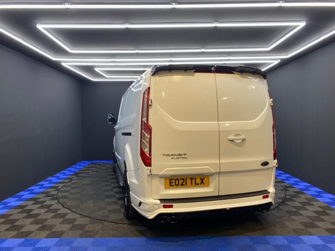 2025 Ford Transit Custom