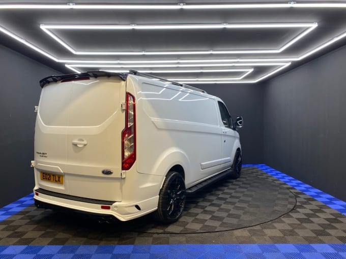 2025 Ford Transit Custom