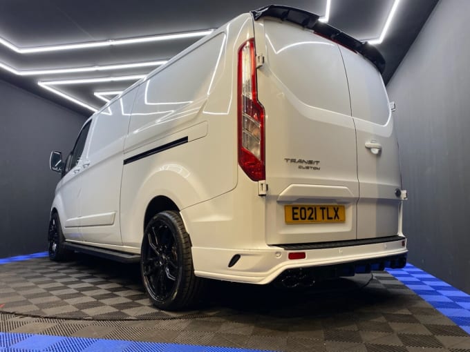 2025 Ford Transit Custom