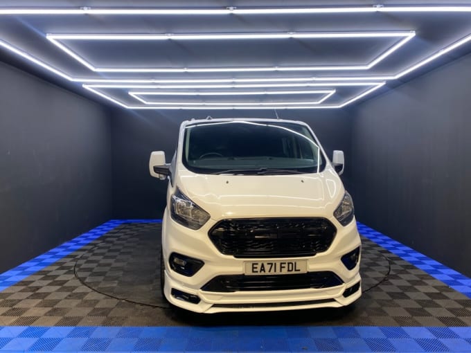 2025 Ford Transit Custom