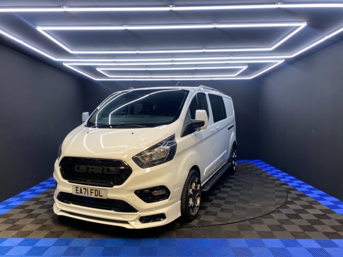 2025 Ford Transit Custom