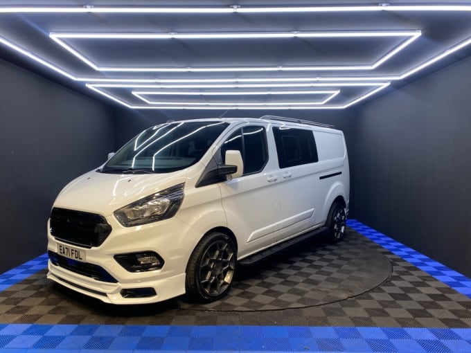 2025 Ford Transit Custom