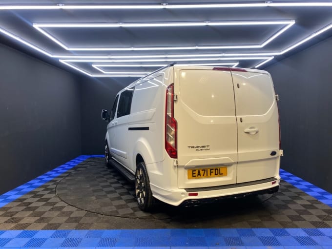 2025 Ford Transit Custom