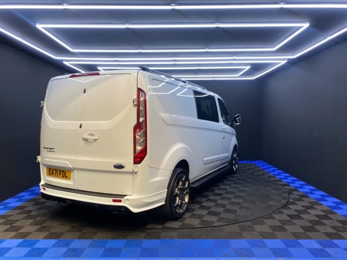 2025 Ford Transit Custom