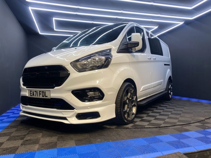 2025 Ford Transit Custom