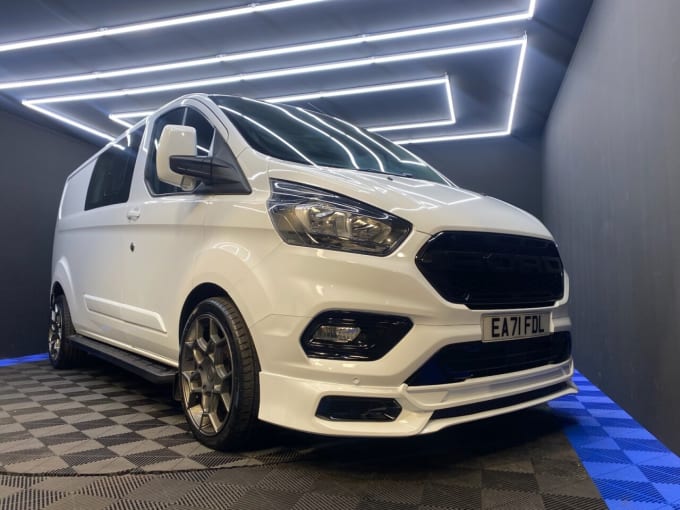 2025 Ford Transit Custom