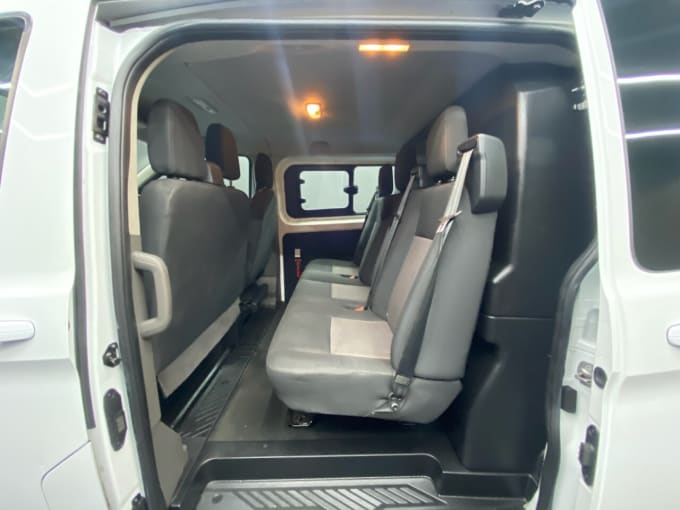 2025 Ford Transit Custom