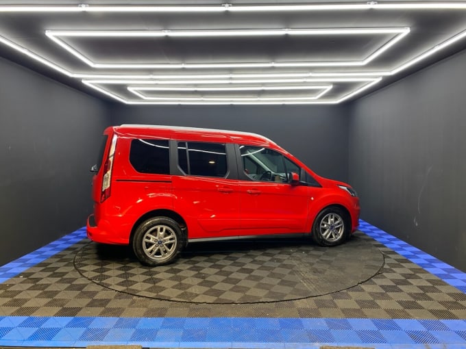 2025 Ford Tourneo Connect