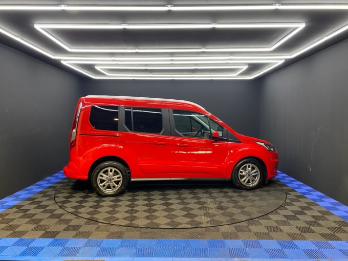 2025 Ford Tourneo Connect