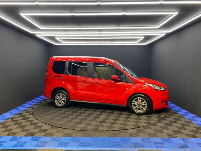 2025 Ford Tourneo Connect