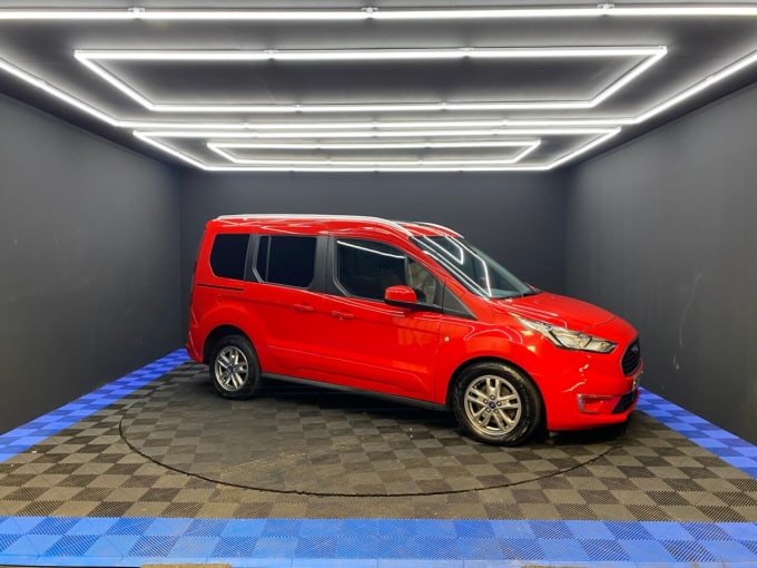 2025 Ford Tourneo Connect