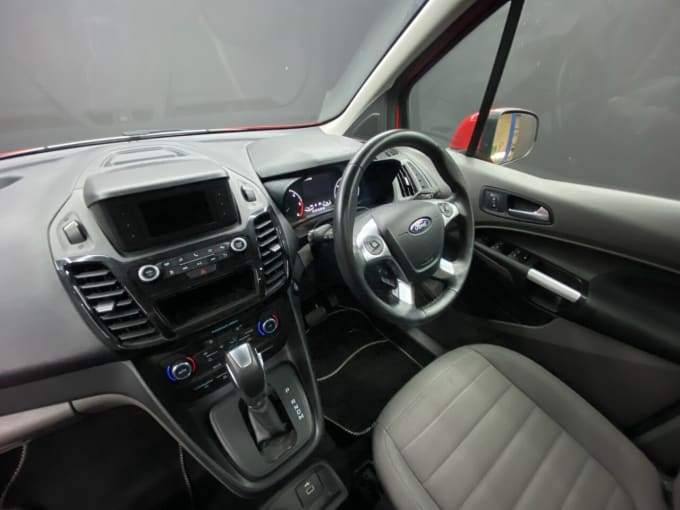 2025 Ford Tourneo Connect