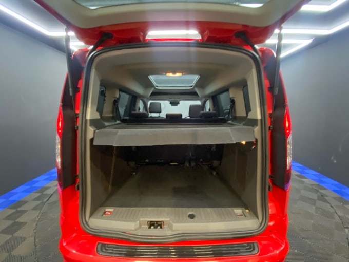 2025 Ford Tourneo Connect