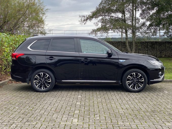 2024 Mitsubishi Outlander