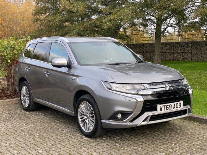 2025 Mitsubishi Outlander