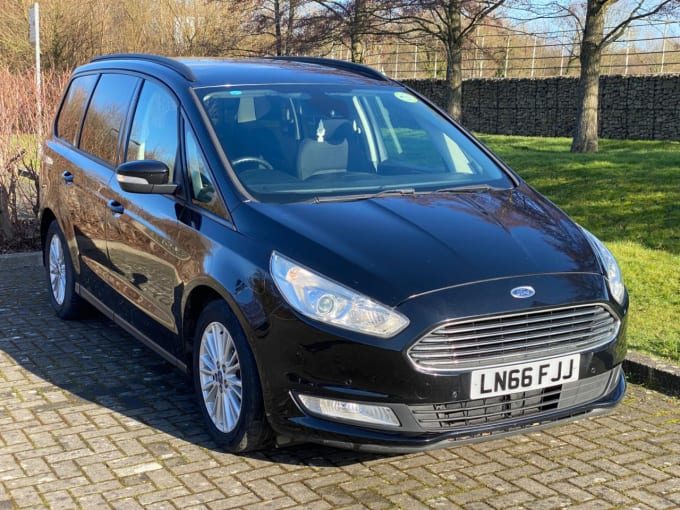 2025 Ford Galaxy