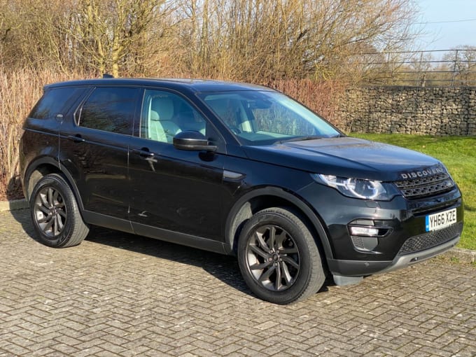 2025 Land Rover Discovery Sport