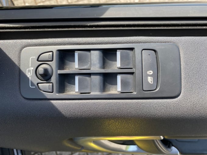 2025 Land Rover Discovery Sport