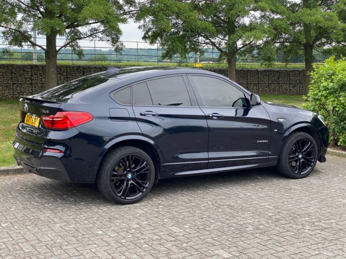 2025 BMW X4
