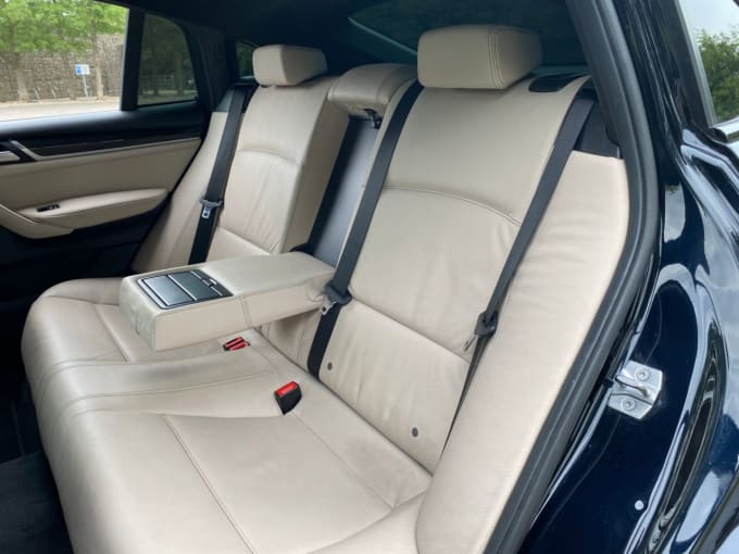 2025 BMW X4