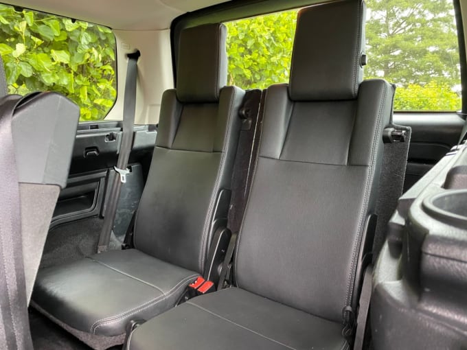 2025 Land Rover Discovery 4