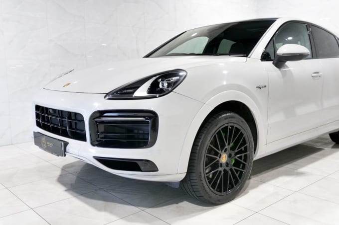 2023 Porsche Cayenne