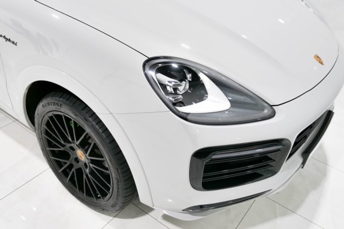 2023 Porsche Cayenne