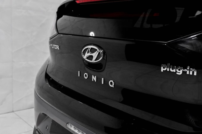 2024 Hyundai Ioniq