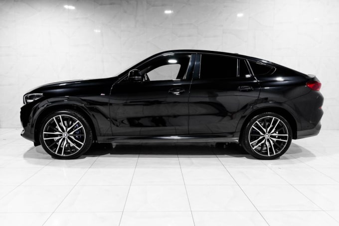 2025 BMW X6