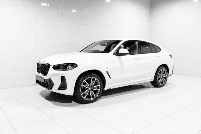 2025 BMW X4