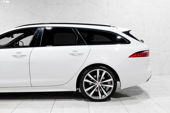 2025 Jaguar Xf